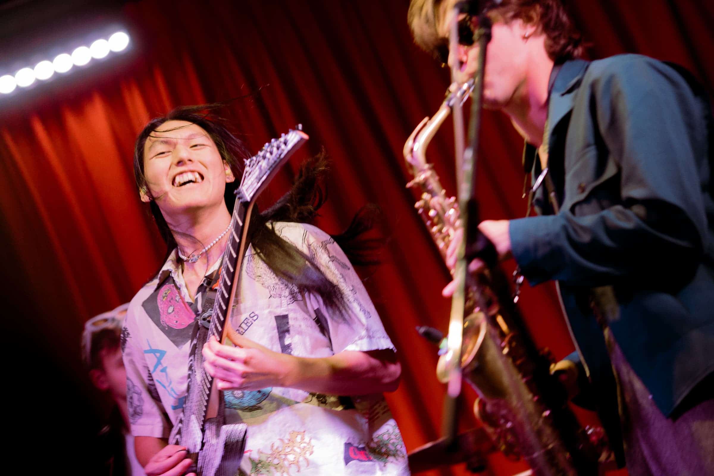 Chopping Spree performing.